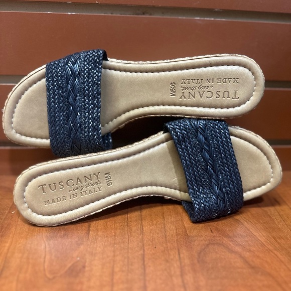 TUSCANY ITALY
Black Woven Sandals for Women - Picture 2 of 9
